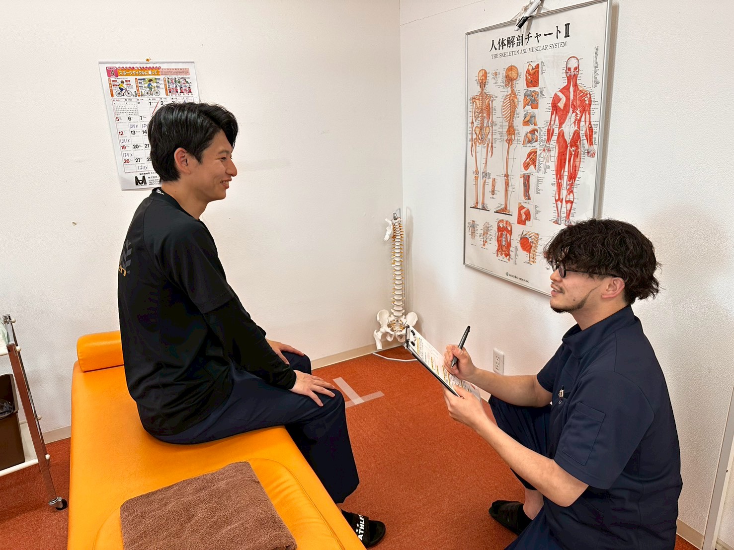 大津市堅田 整骨院カウンセリングの様子